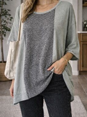 BKE XXL Colorblock Top Gray Sage Oversized Raw Edge Boho Tee